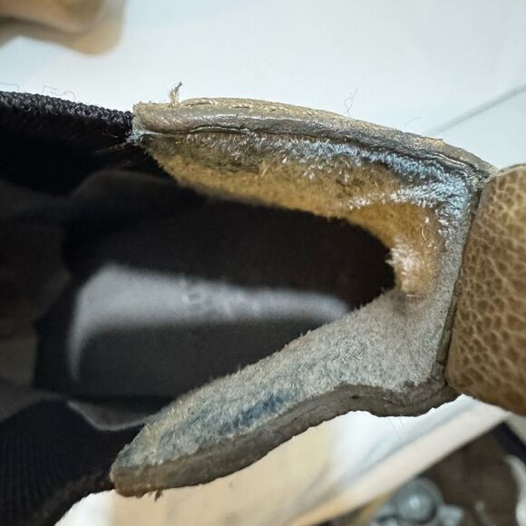 Vince camuto Platform Chelsea Boot 8B - Picture 8 of 9